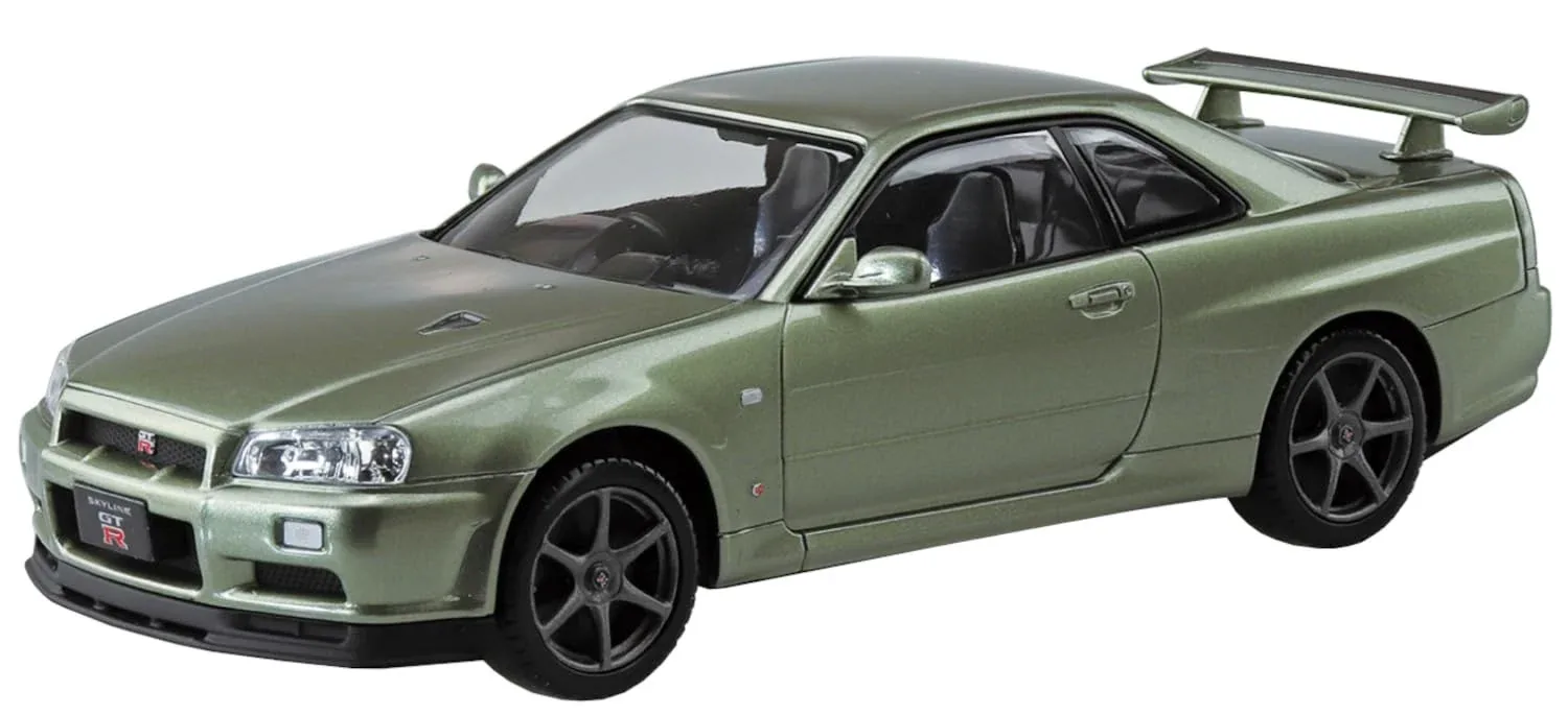 Aoshima 1/32 Nissan R34 Skyline GT-R Pre-Colored Model Kit